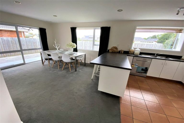 Photo of property in 1/32 English Street, Sockburn, Christchurch, 8042