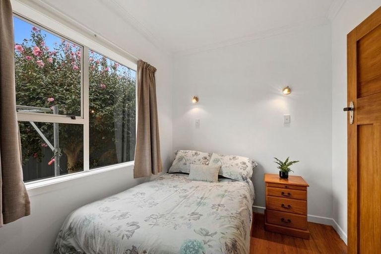 Photo of property in 22a Whiteley Street, Moturoa, New Plymouth, 4310