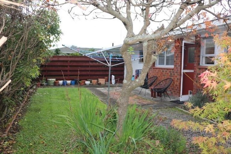 Photo of property in 1 Langley Avenue, Milson, Palmerston North, 4414