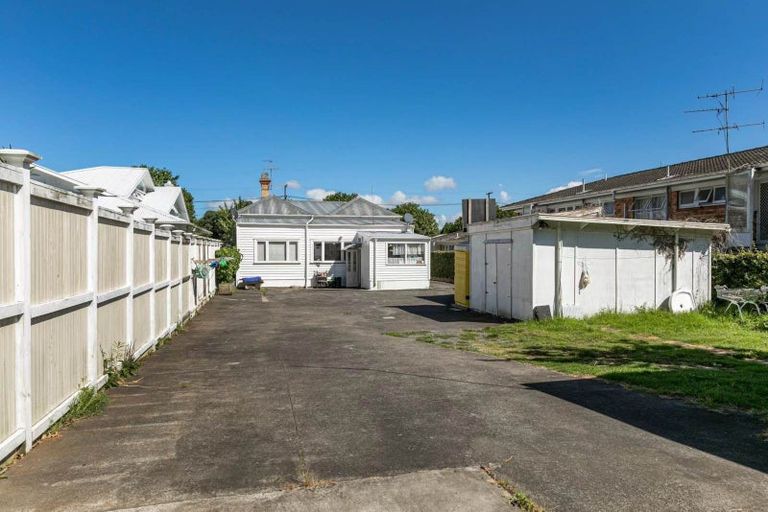 Photo of property in 12 Kenyon Avenue, Mount Eden, Auckland, 1024