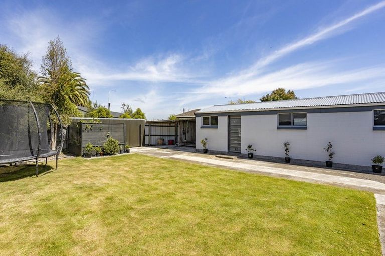 Photo of property in 25 Johns Road, Rangiora, 7400