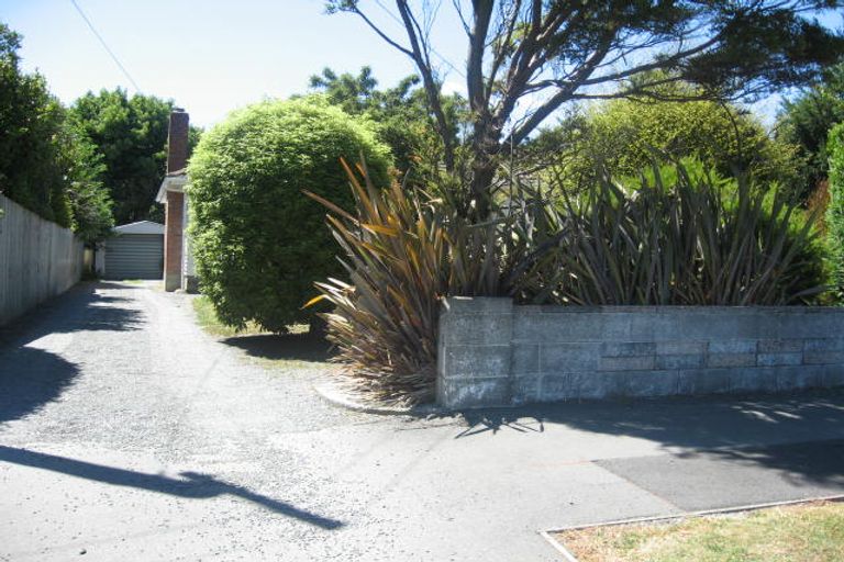 Photo of property in 83 Middleton Road, Upper Riccarton, Christchurch, 8041