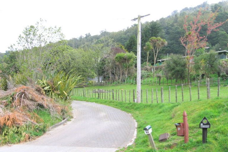 Photo of property in 64 Mountain Road, Western Heights, Rotorua, 3015