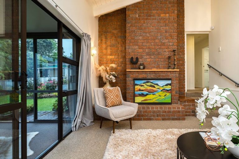 Photo of property in 59a View Road, Henderson, Auckland, 0612