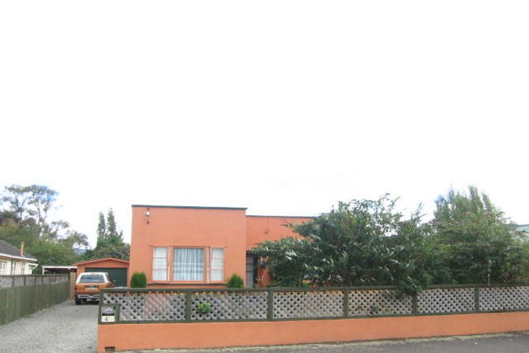 Photo of property in 49 Ebdentown Street, Ebdentown, Upper Hutt, 5018