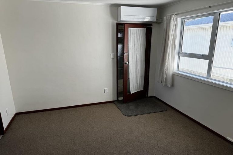 Photo of property in 1/52 Fitzherbert Street, Alicetown, Lower Hutt, 5010