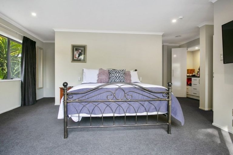 Photo of property in 262 Shakespeare Street, Leamington, Cambridge, 3432