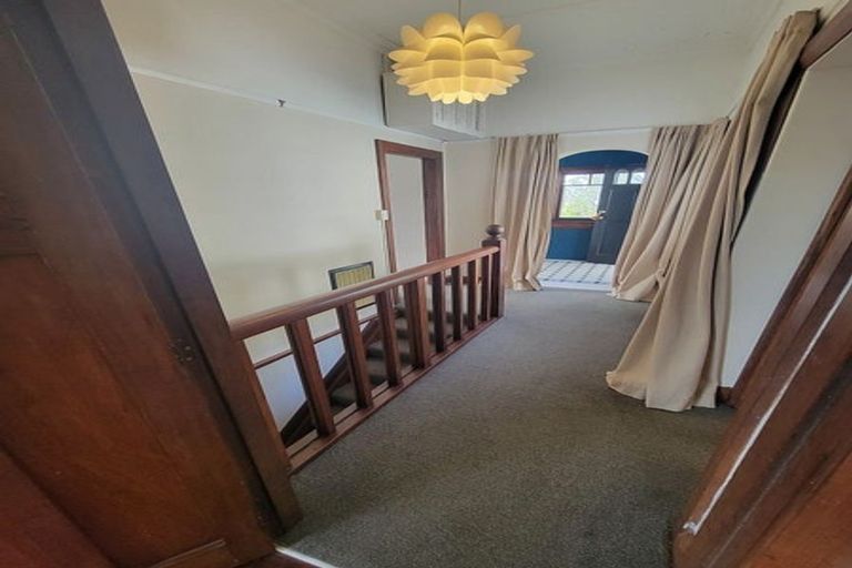 Photo of property in 212 Barnard Street, Wadestown, Wellington, 6012