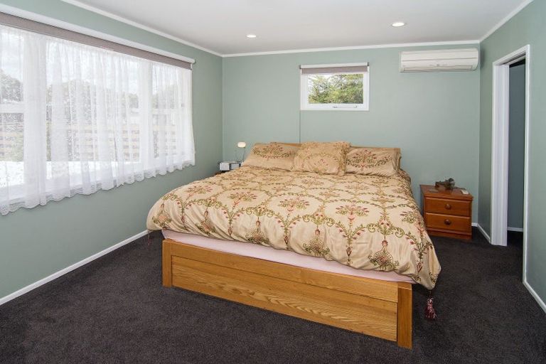 Photo of property in 37 Chester Road, Clareville, Carterton, 5791