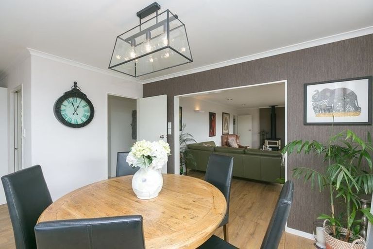 Photo of property in 22 Culzean Grove, Bell Block, New Plymouth, 4312