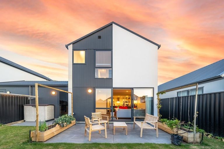 Photo of property in 15 Stead Lane, Heathcote Valley, Christchurch, 8022