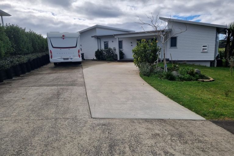 Photo of property in 14 Lori Lane, Coopers Beach, 0420