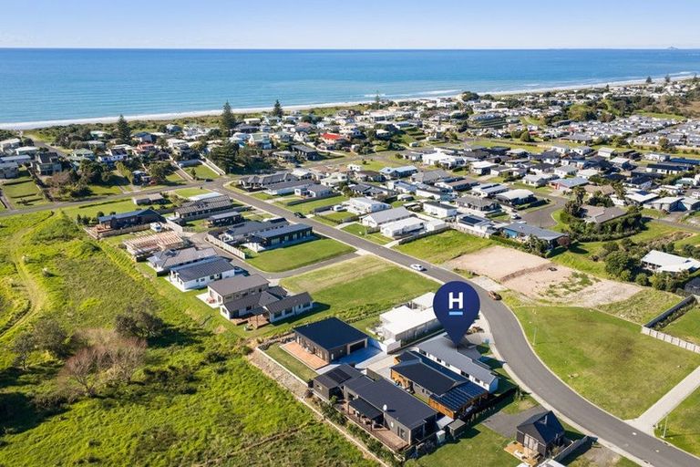 Photo of property in 59a Reel Road, Waihi Beach, 3611