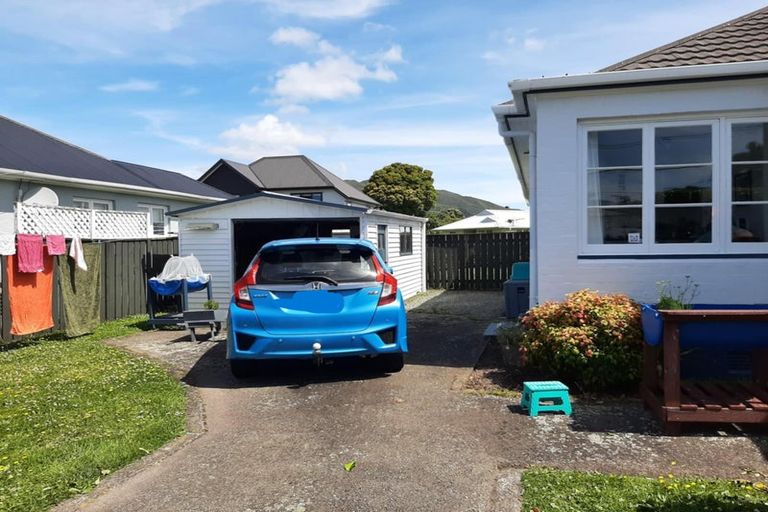 Photo of property in 32 Brees Street, Epuni, Lower Hutt, 5011