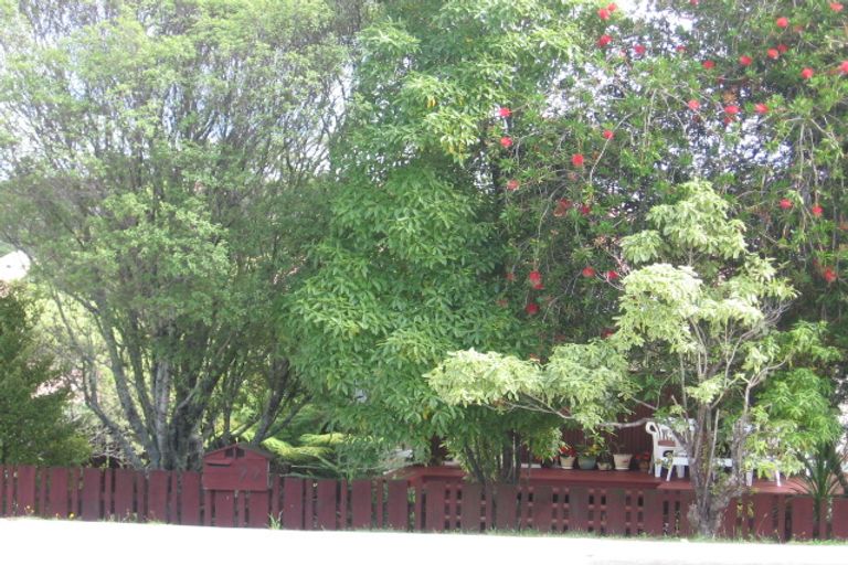 Photo of property in 77 Browns Bay Road, Browns Bay, Auckland, 0630