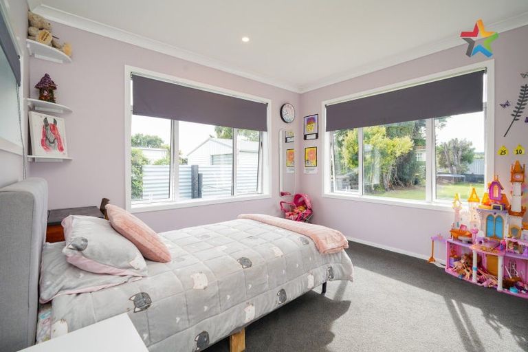 Photo of property in 56 Queen Street, Otautau, 9610