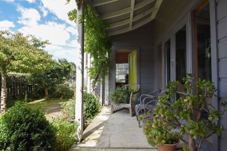 Photo of property in 16 Tyne Street, Carterton, 5713