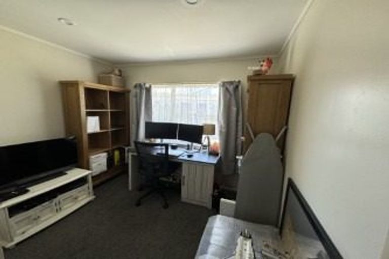 Photo of property in 24 Tutanekai Street, Paraparaumu, 5032