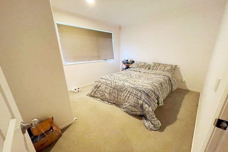 Photo of property in 18 Lake Drive, Karaka, Papakura, 2113