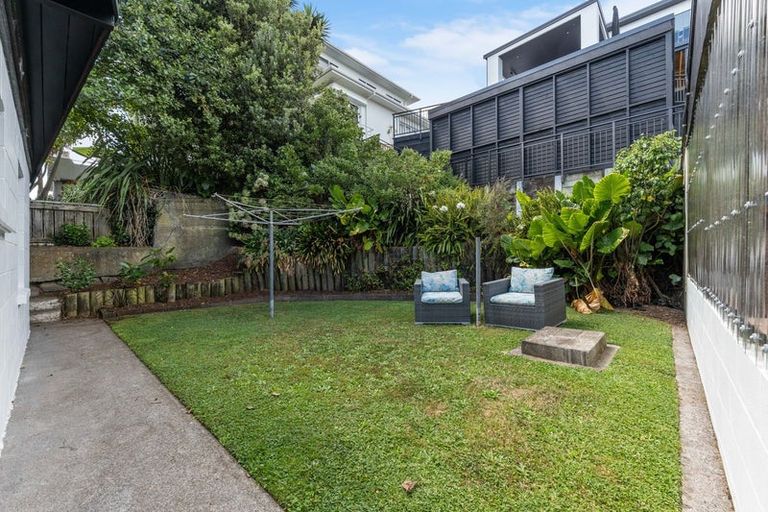 Photo of property in 28a Mclean Street, Strandon, New Plymouth, 4312
