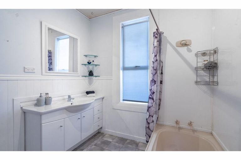 Photo of property in 30 Baird Street, Richmond, Invercargill, 9810