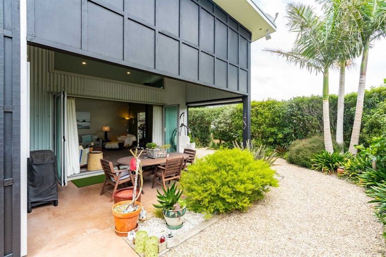 Photo of property in 12 Seabreeze Road, Mangawhai Heads, Mangawhai, 0505