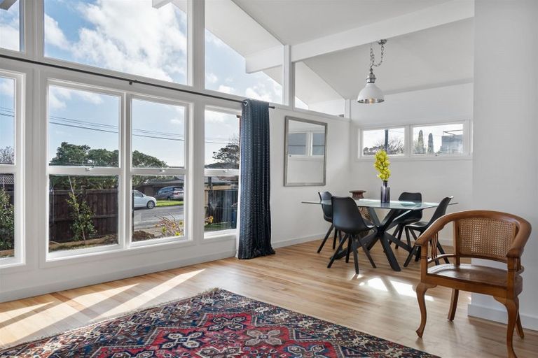 Photo of property in 109 Hutchinsons Road, Bucklands Beach, Auckland, 2014