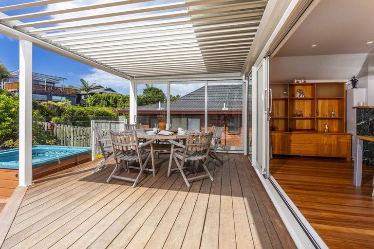 Photo of property in 12 Oban Road, Browns Bay, Auckland, 0630