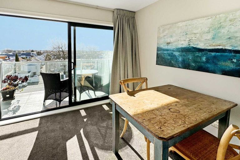 Photo of property in 402/18 Carlton Mill Road, Merivale, Christchurch, 8014