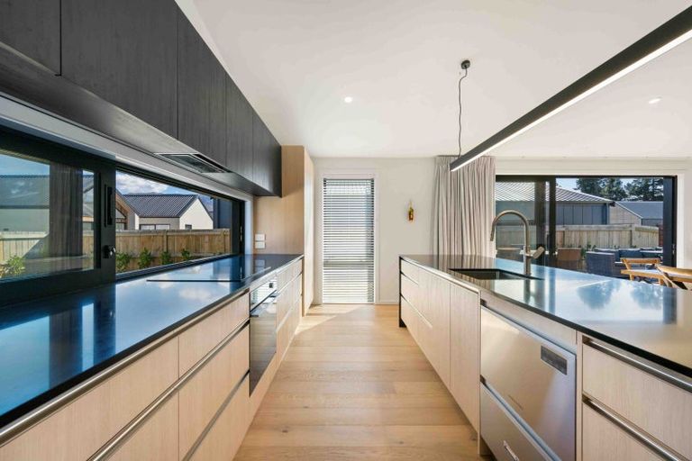 Photo of property in 6 Moonstone Street, Albert Town, 9305