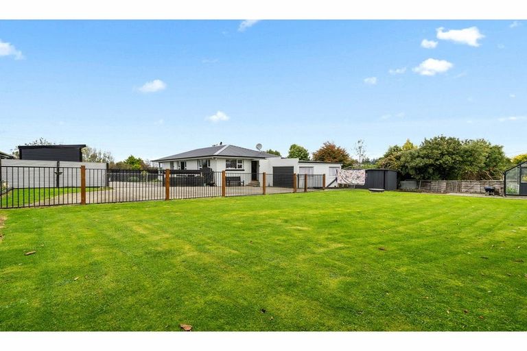 Photo of property in 110 Dunlop Street, Wallacetown, 9816