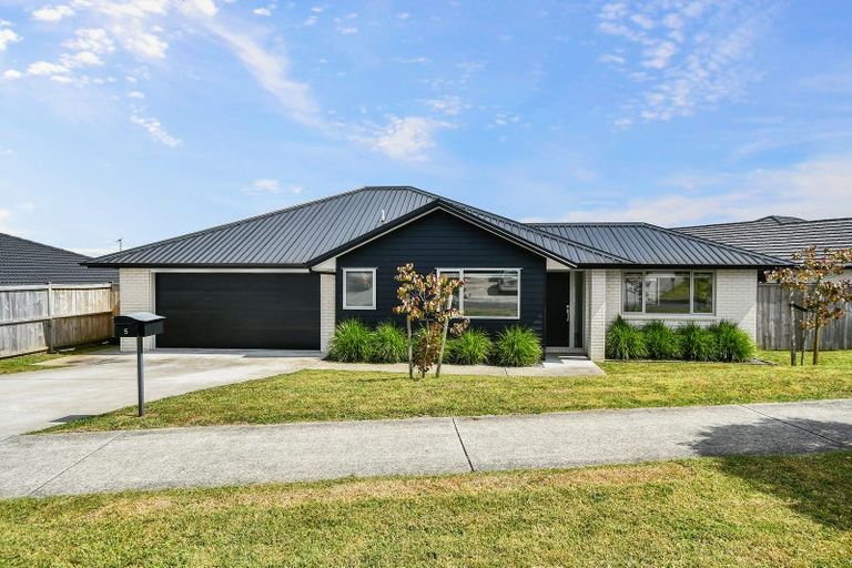 Photo of property in 5 Leathem Crescent, Pokeno, 2402