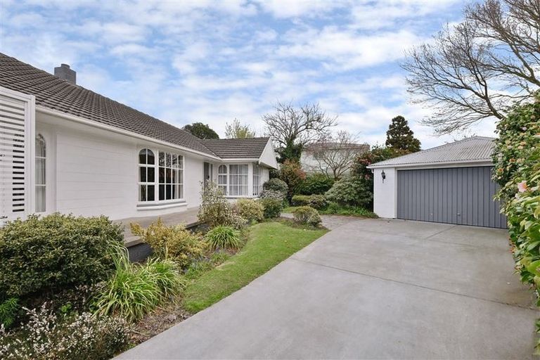 Photo of property in 8 Parkinson Place, Ilam, Christchurch, 8041
