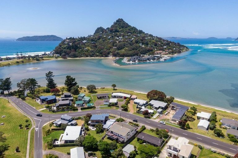 Photo of property in 66 Manaia Road, Tairua, 3508