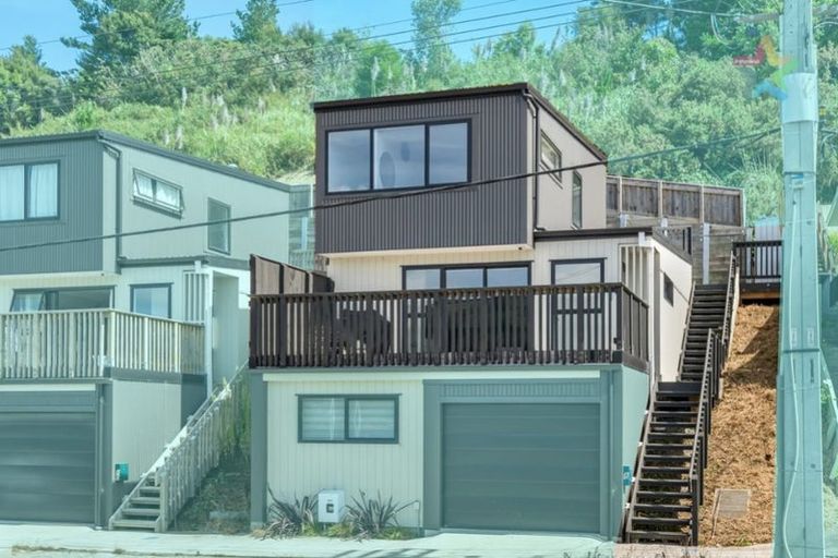 Photo of property in 8 Main Road, Wainuiomata, Lower Hutt, 5014