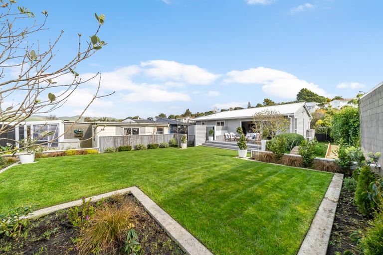 Photo of property in 10 Stipulate Place, Ascot Park, Porirua, 5024