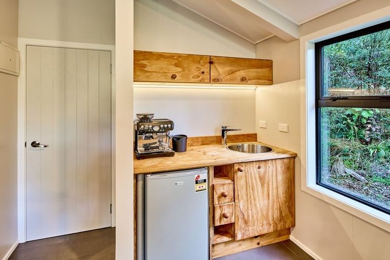 Photo of property in 101 Bulls Run Road, Moonshine Valley, Porirua, 5381