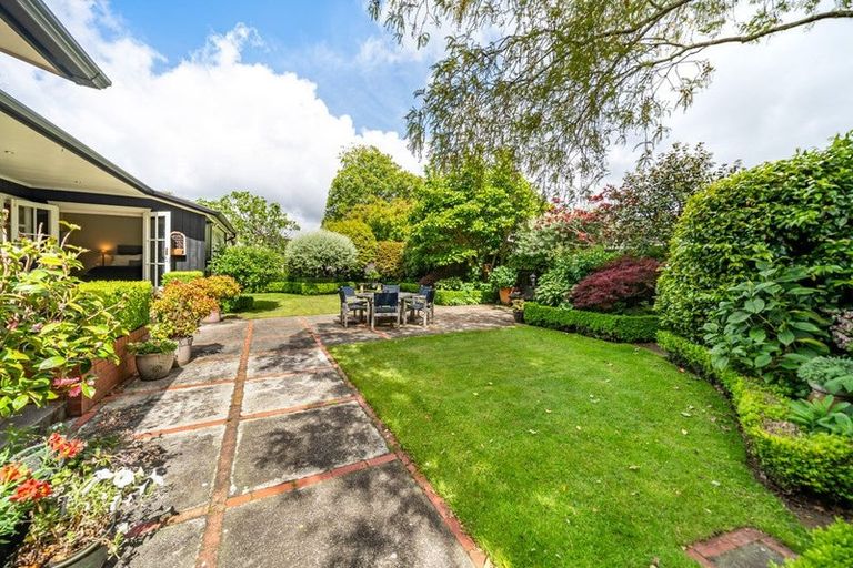 Photo of property in 423 Fergusson Drive, Heretaunga, Upper Hutt, 5018