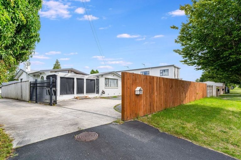 Photo of property in 21 Saxbys Road, Glenview, Hamilton, 3206