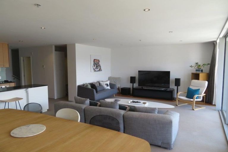 Photo of property in Sanctum Apartment, 10 Ebor Street, Te Aro, Wellington, 6011