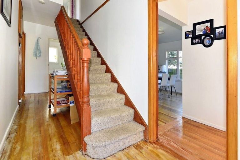 Photo of property in 6 Merton Place, Bryndwr, Christchurch, 8053