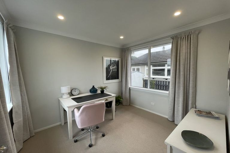 Photo of property in 186 Bath Street, Levin, 5510