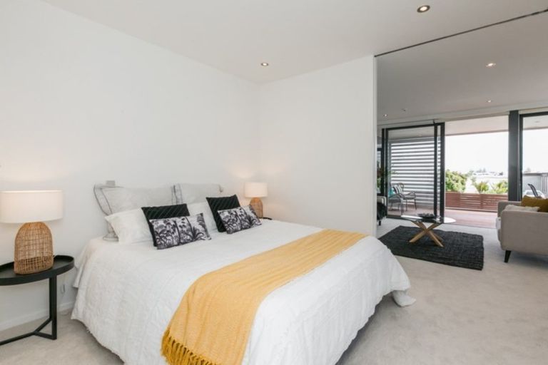 Photo of property in 201/7 Humber Street, Pandora, Napier, 4110