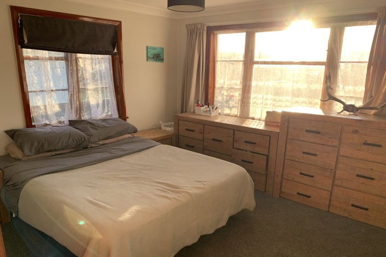 Photo of property in 20 Milton Street, Roslyn, Palmerston North, 4414