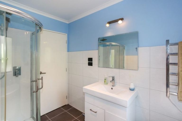 Photo of property in 36 Cape Vista Crescent, Pukekohe, 2120