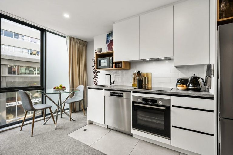 Photo of property in 203/212 Willis Street, Te Aro, Wellington, 6011