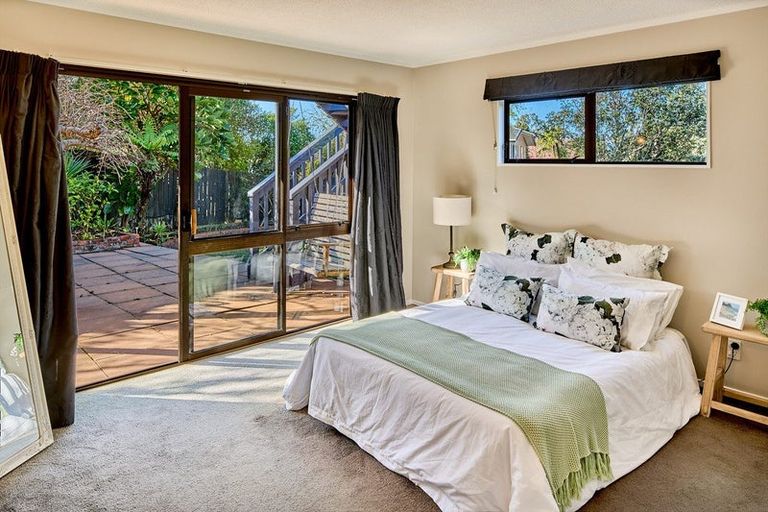 Photo of property in 25 Longitude Place, Whitby, Porirua, 5024