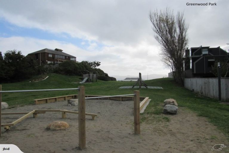 Photo of property in 404 Muritai Road, Eastbourne, Lower Hutt, 5013