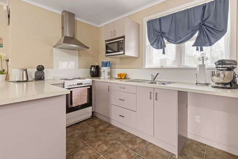 Photo of property in 305 Hazelmere Crescent, Te Awamutu, 3800