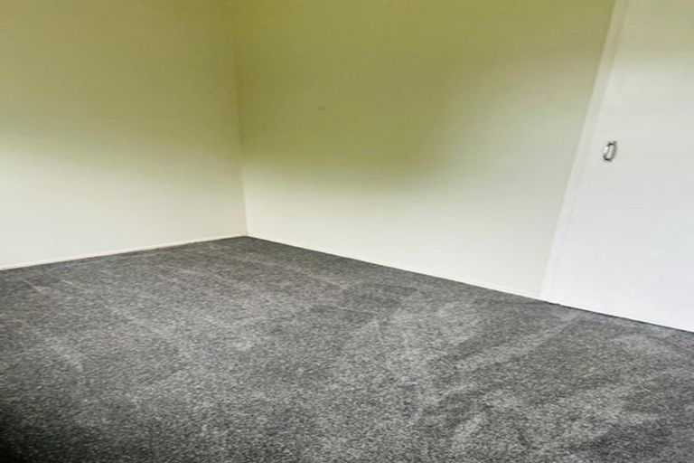 Photo of property in 2/60 Moncrieff Avenue, Clendon Park, Auckland, 2103